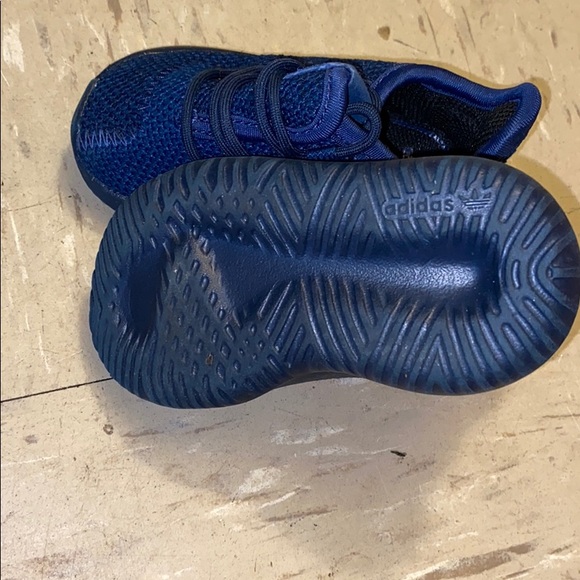 Adidas - Picture 5 of 5